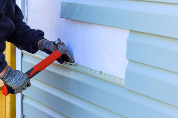 Reliable Siding Repair contractor in Cincinnati, OH by Creative Siding